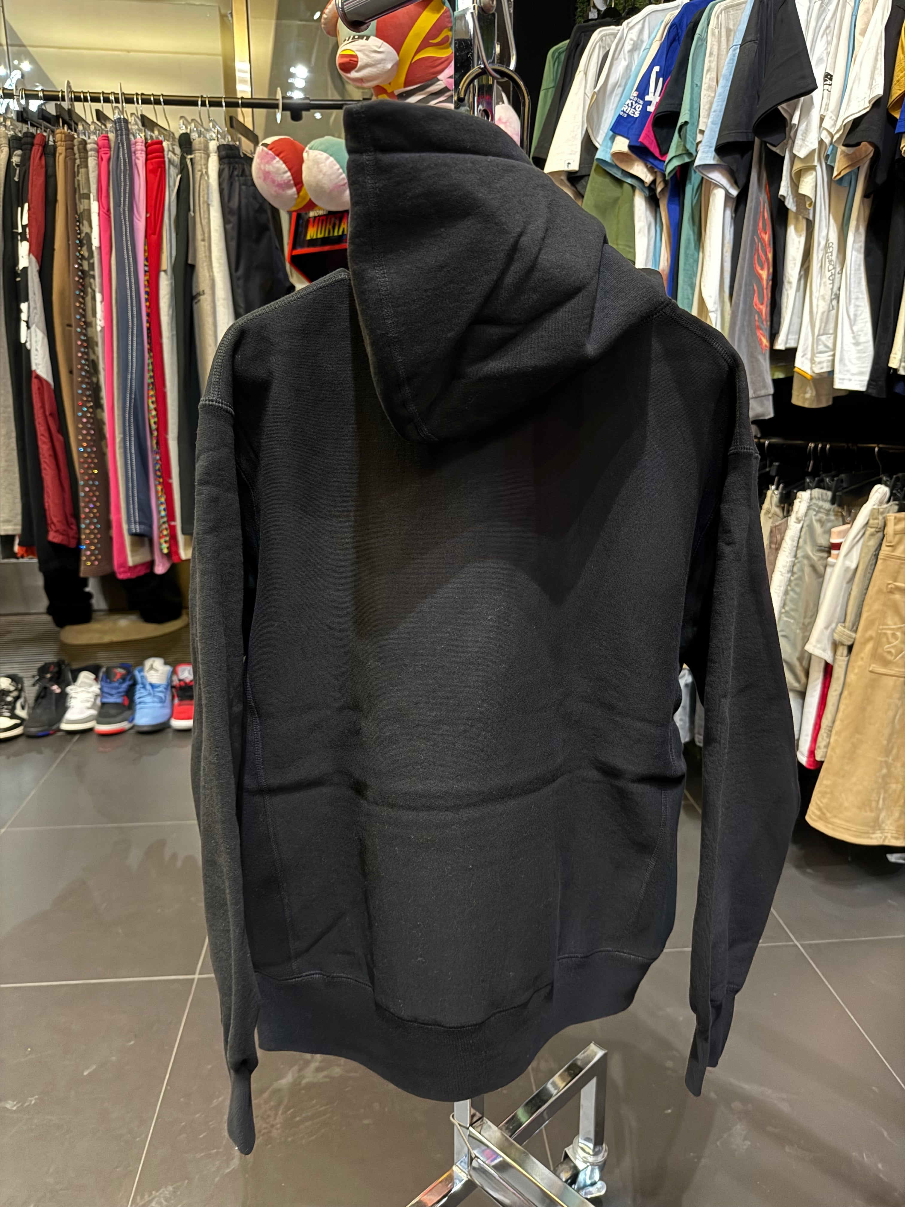 Supreme capital logo print