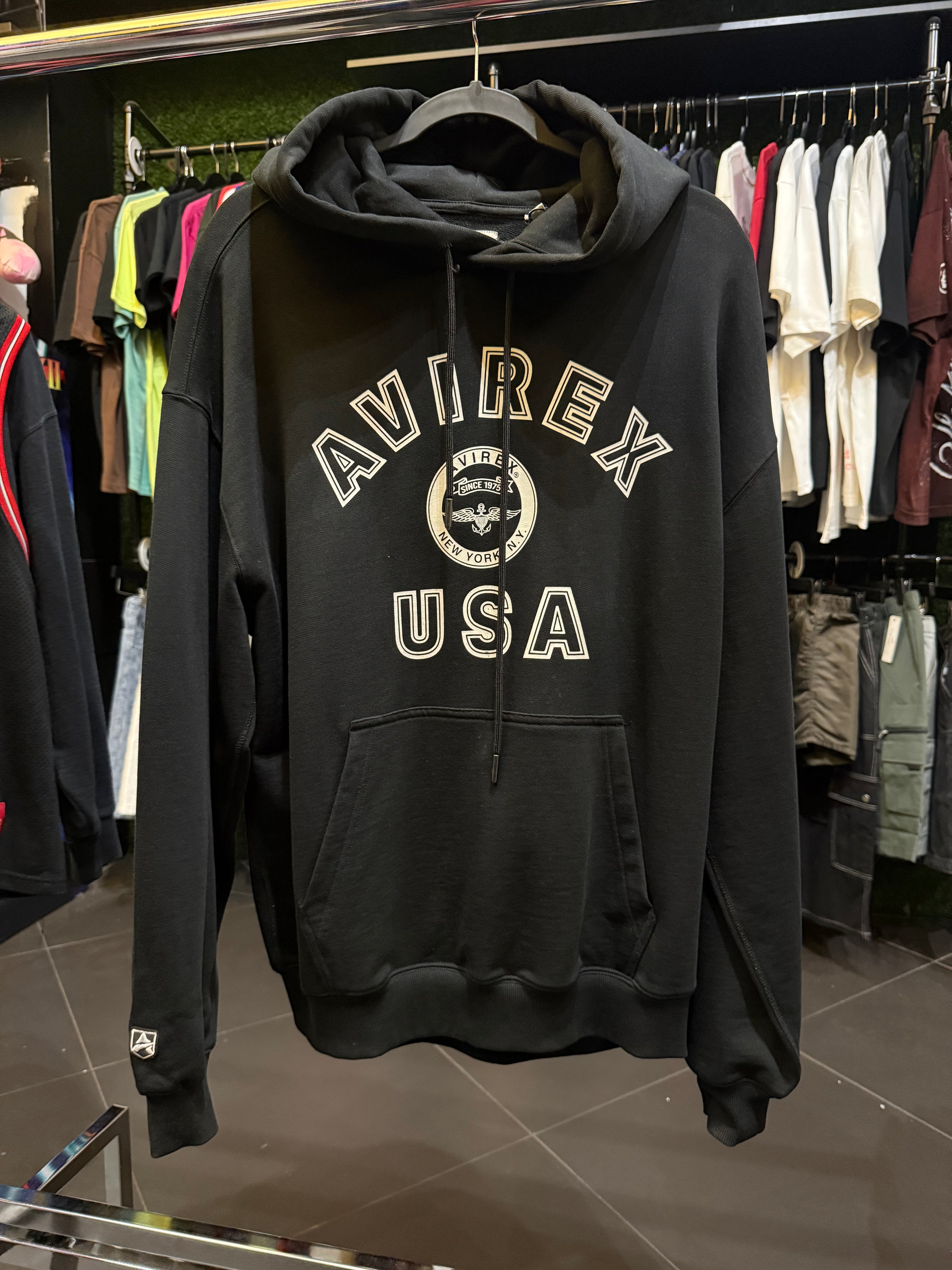 Avirex pull over