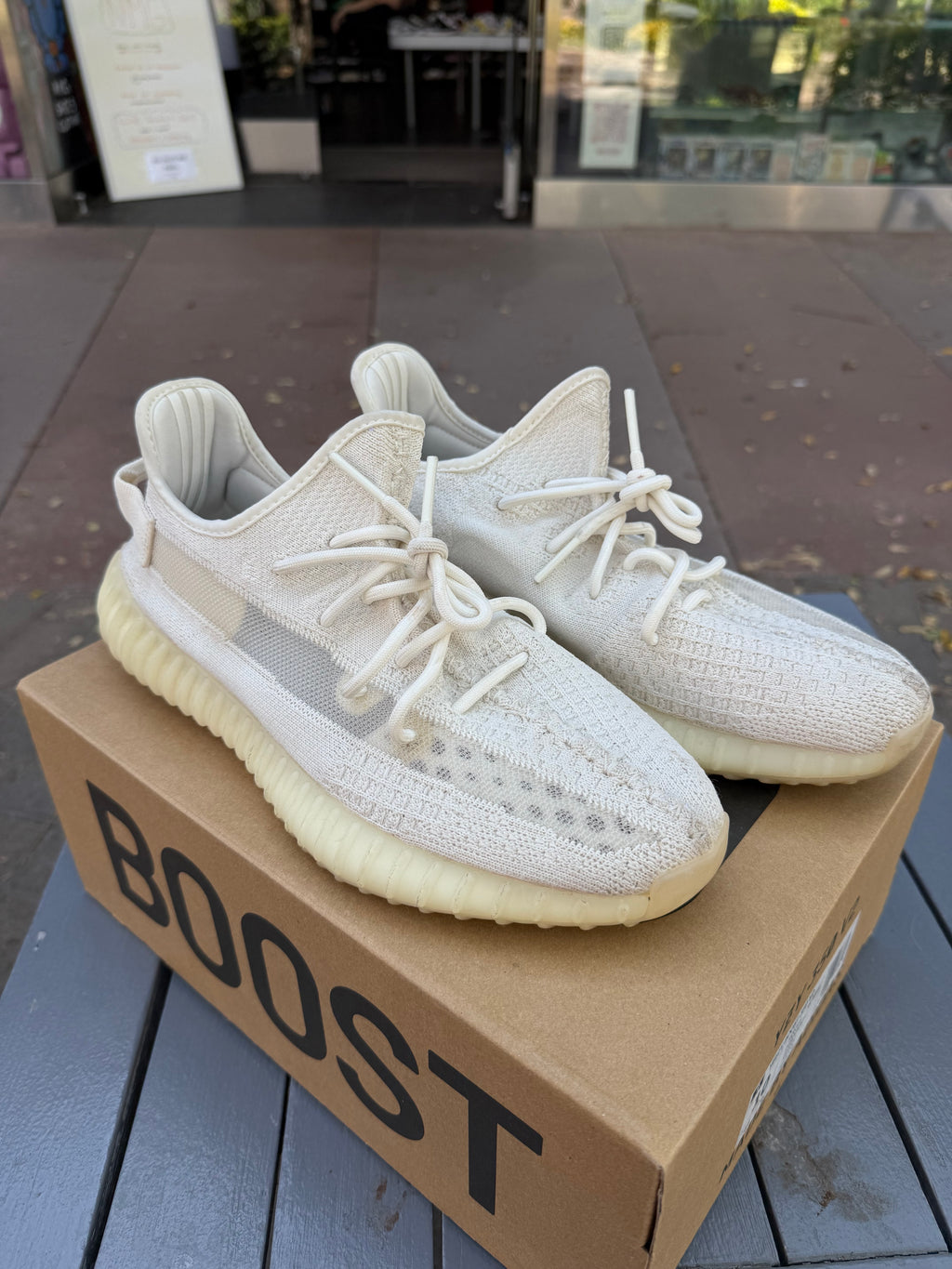Yeezy 350 bone