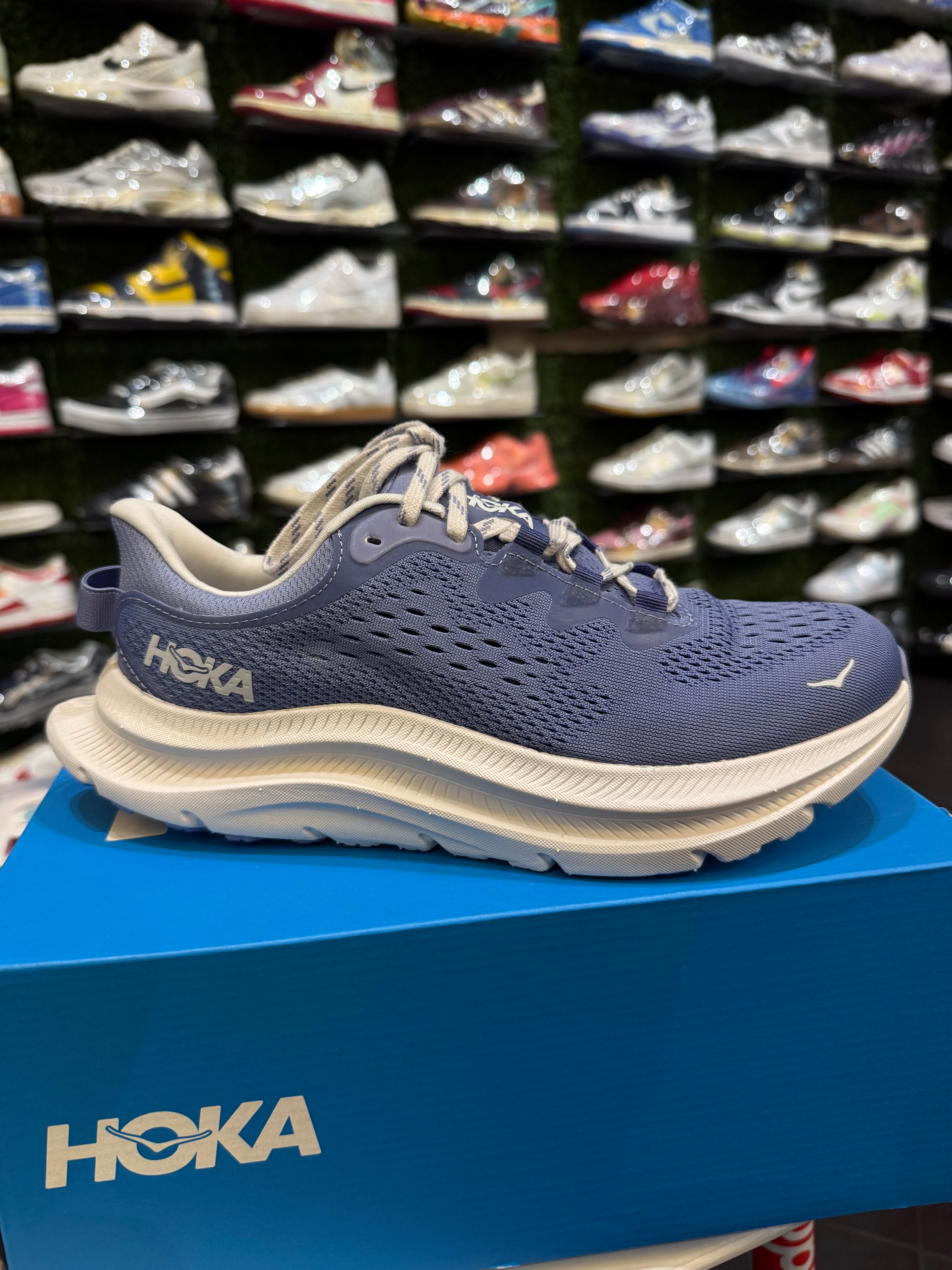 Hokas purple