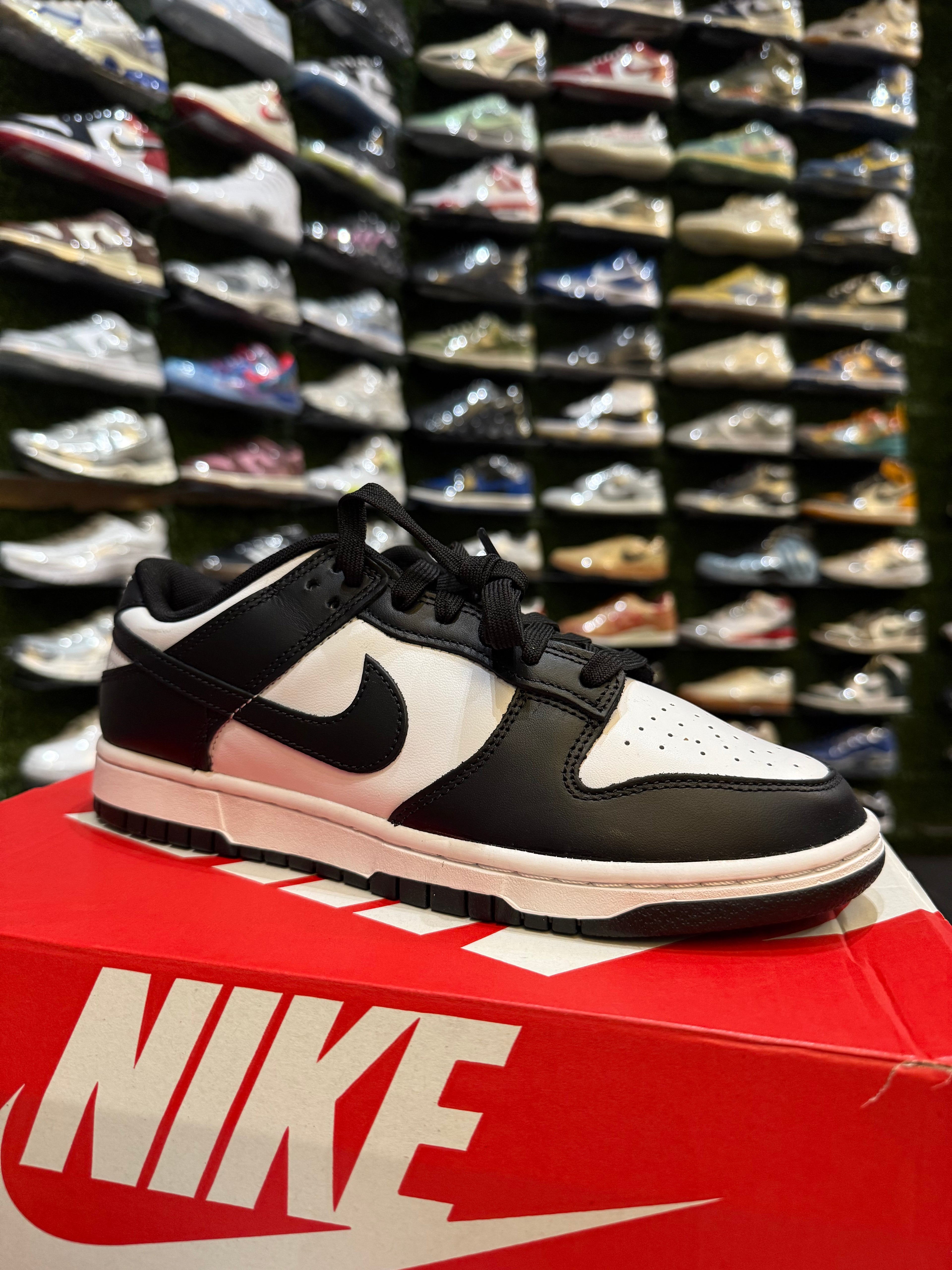 Dunk low panda