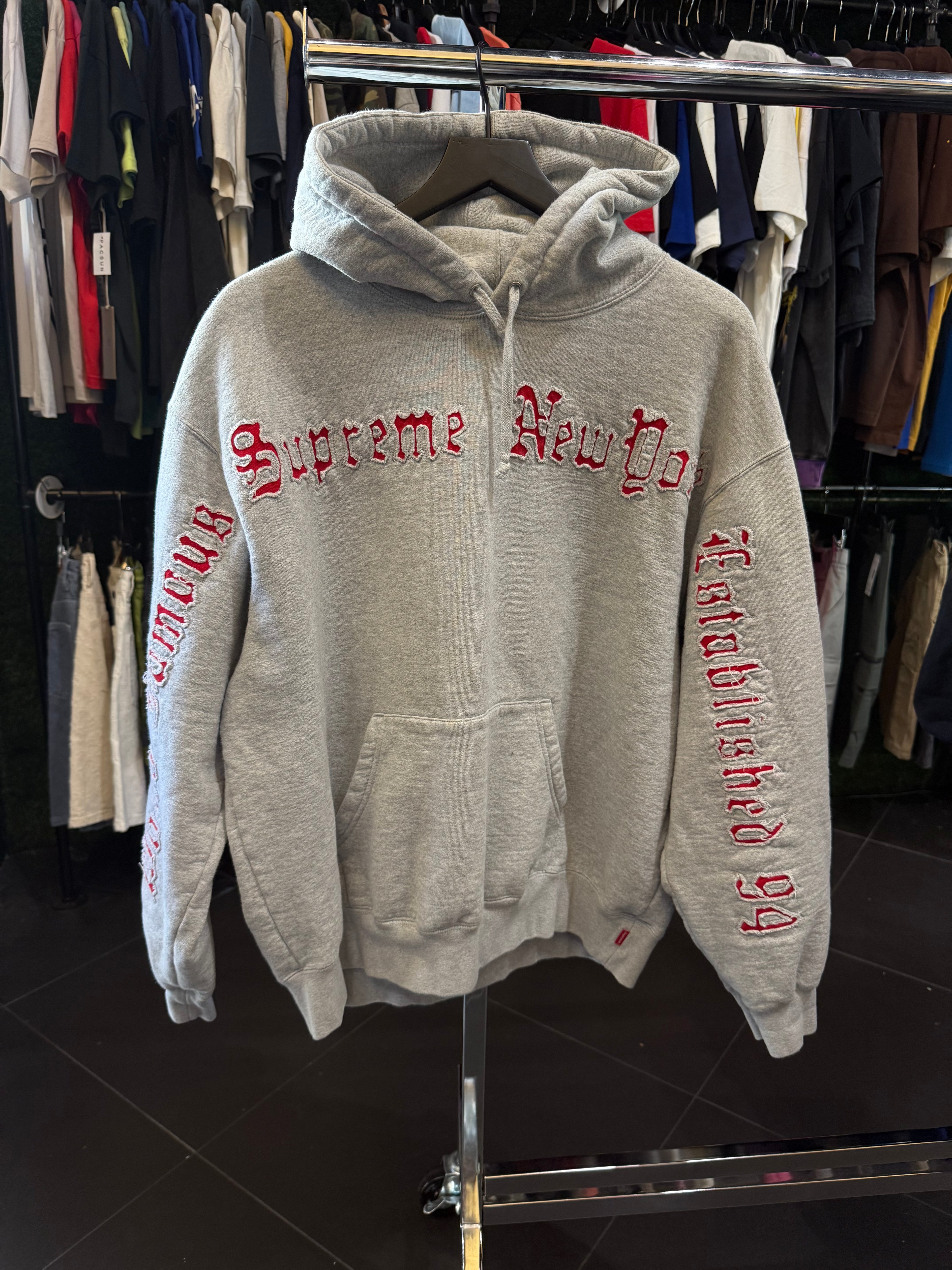 Supreme contrast cutout hooded
