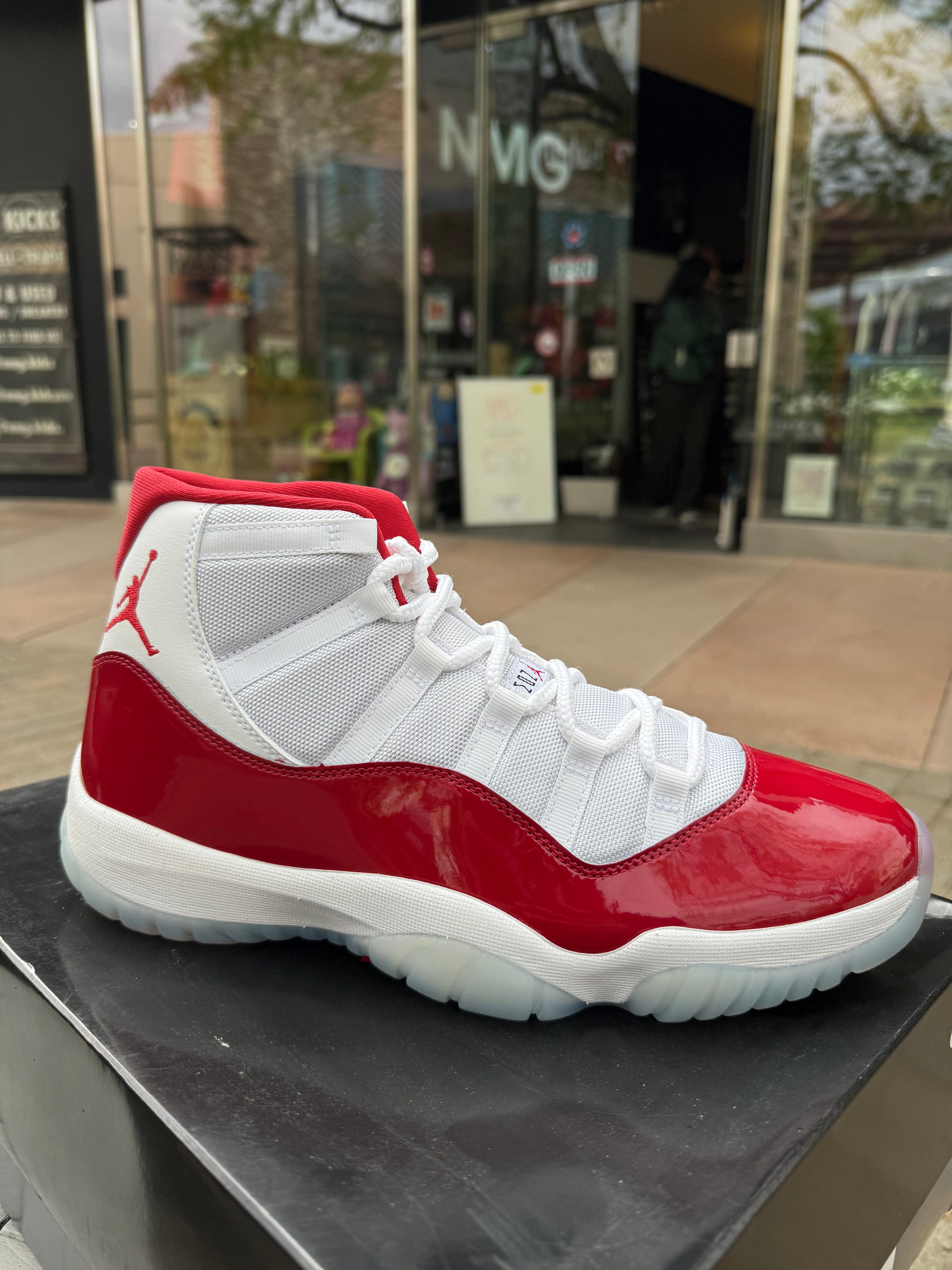 Jordan 11 cherry