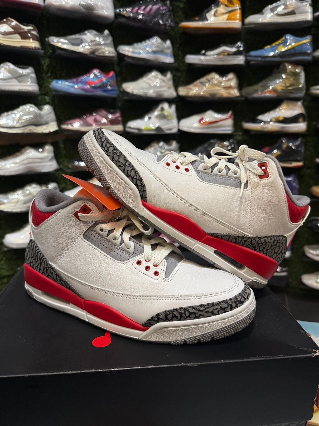 Jordan 3 fire red