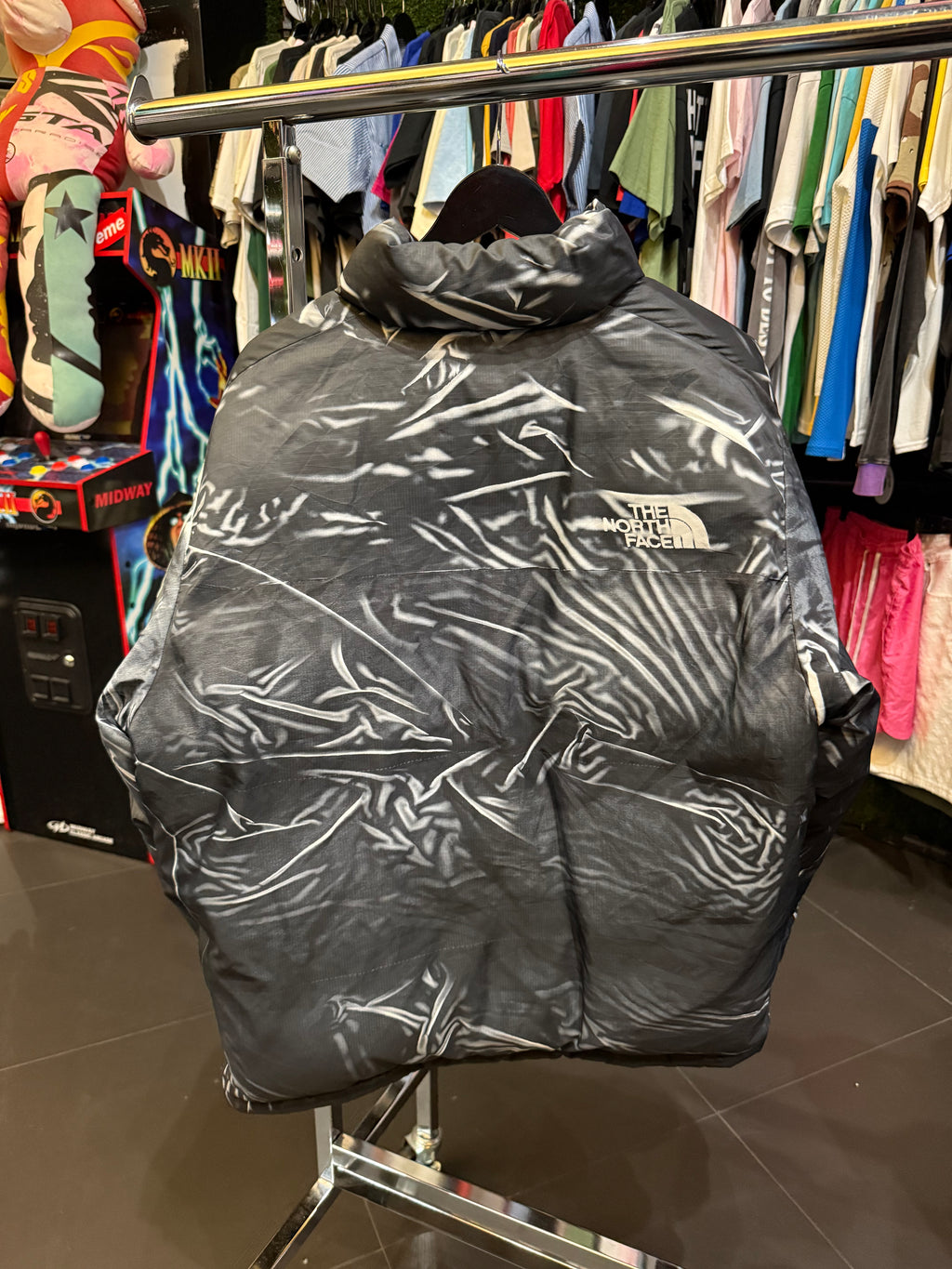 North face supreme face puffer