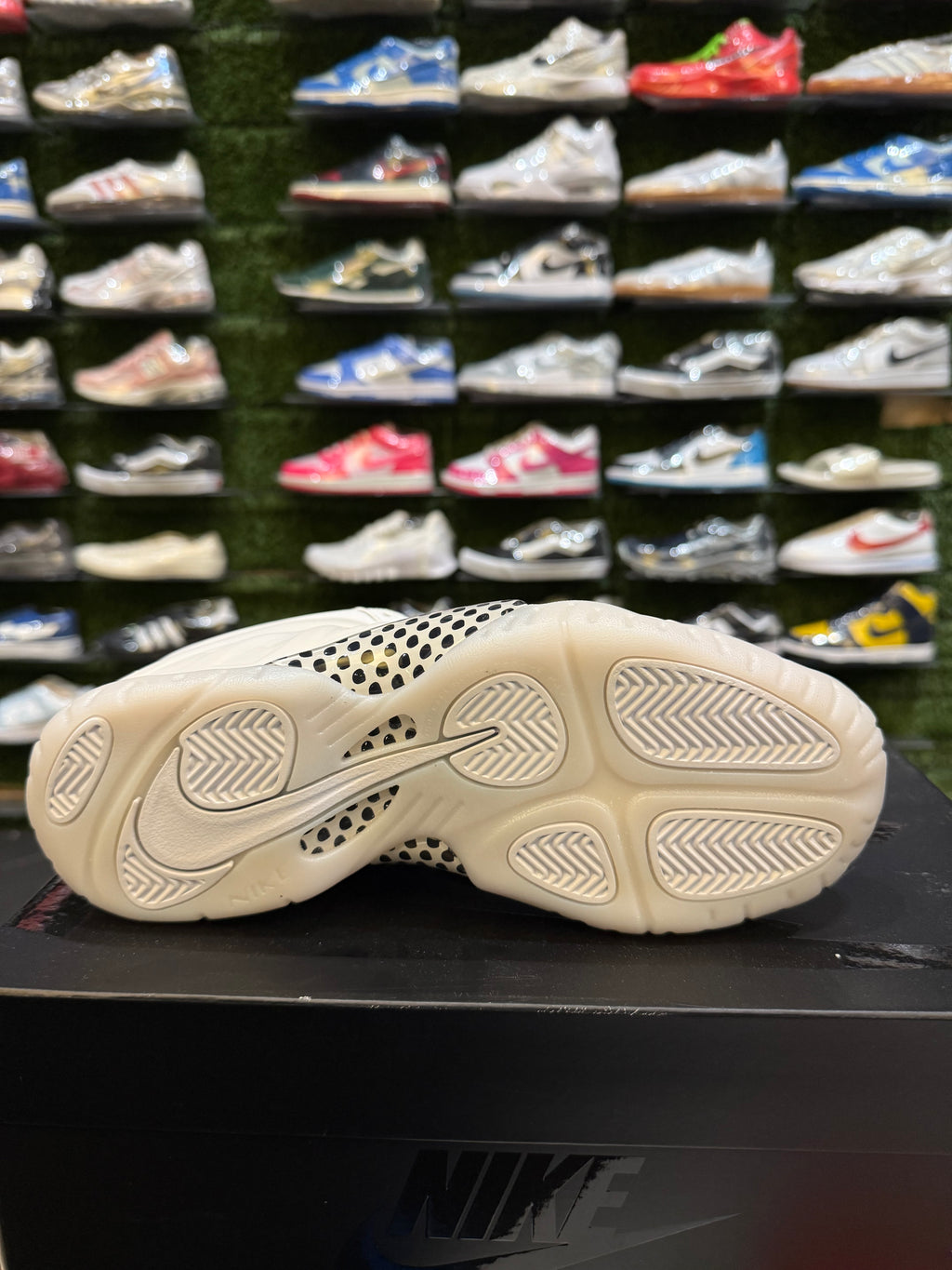 Foam triple white