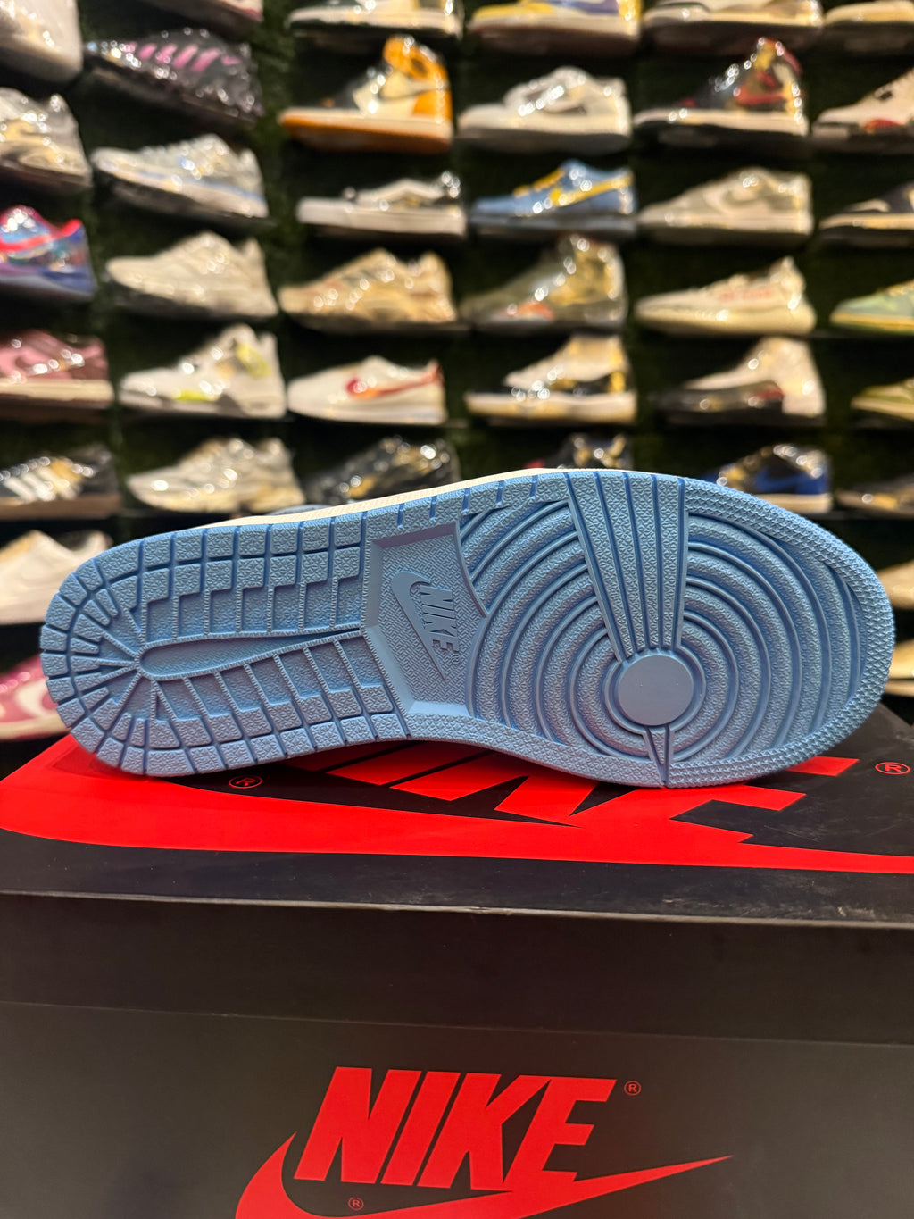 Jordan 1 UNC