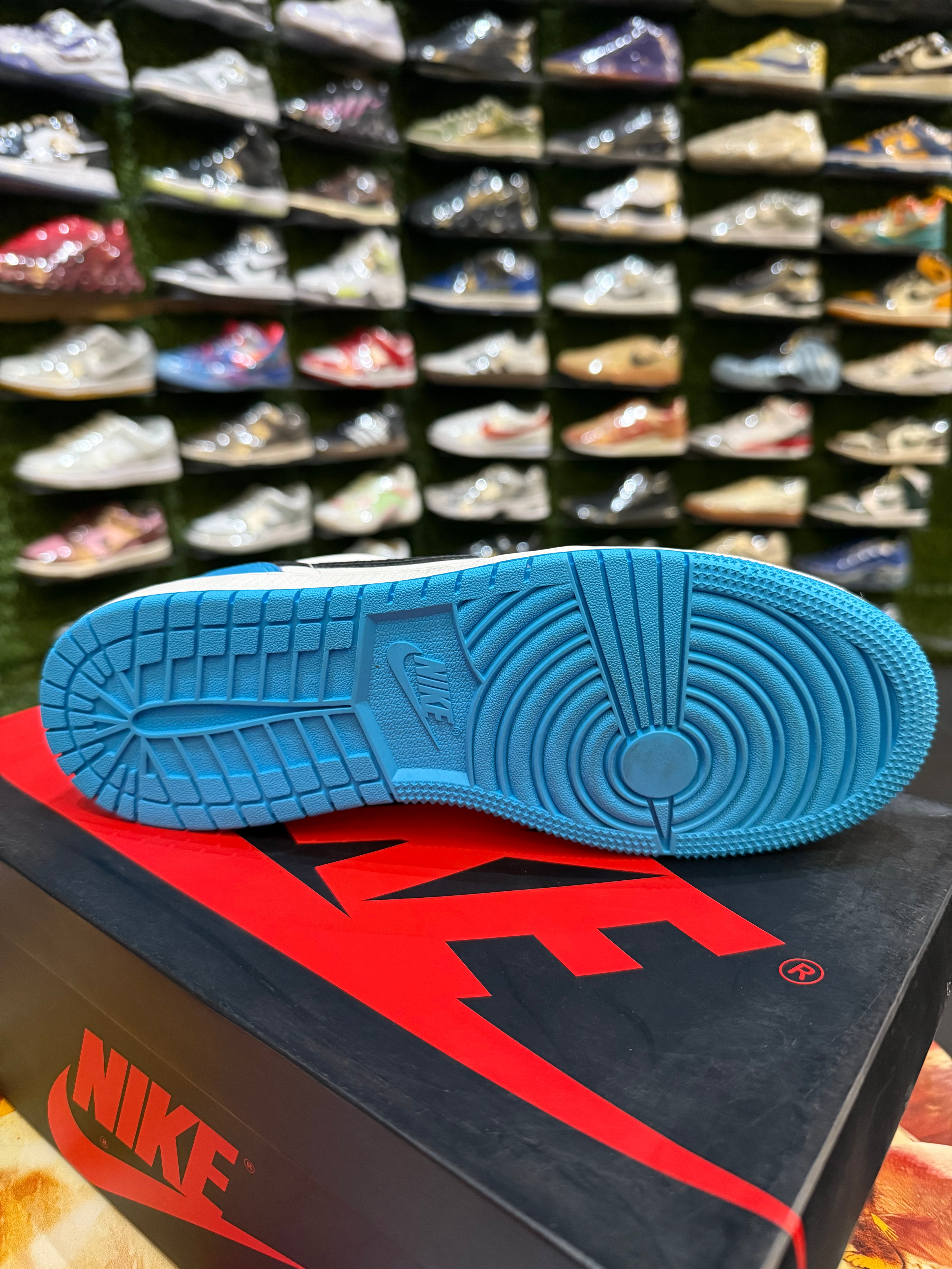 Jordan 1 low