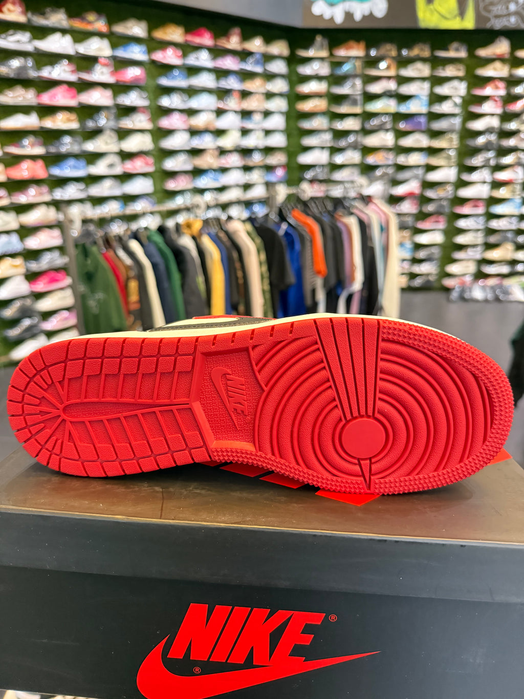 Jordan 1 low Chicago