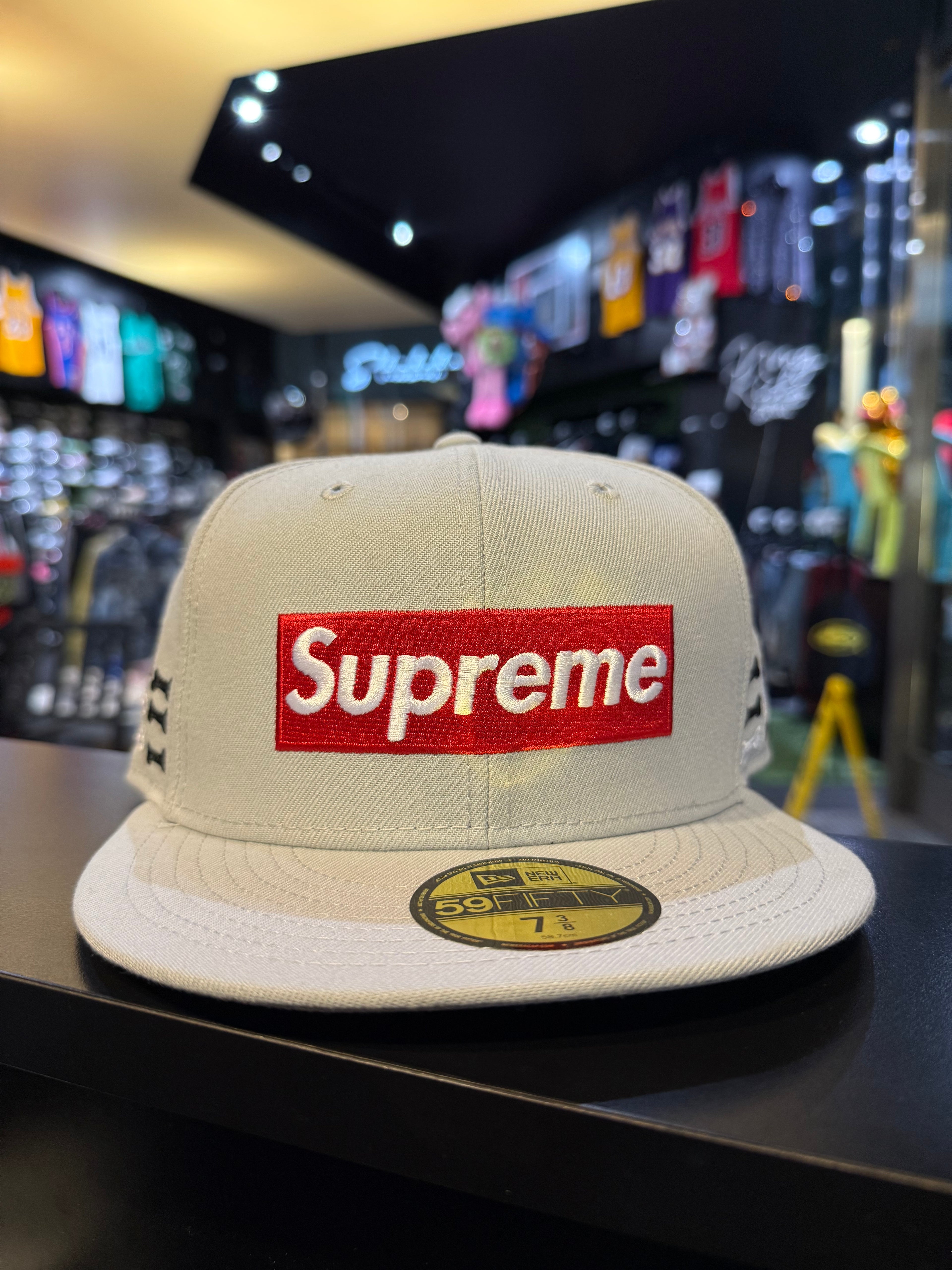 Supreme box logo bone fitted