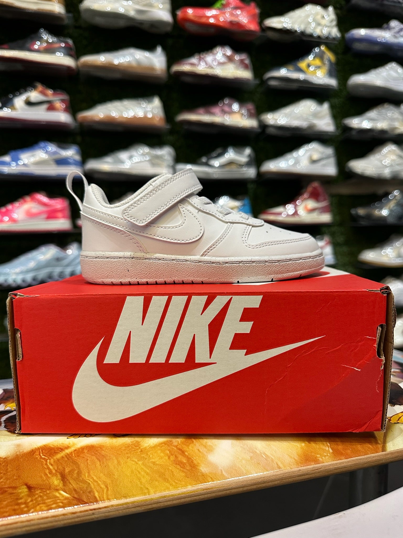 Nike court burough low