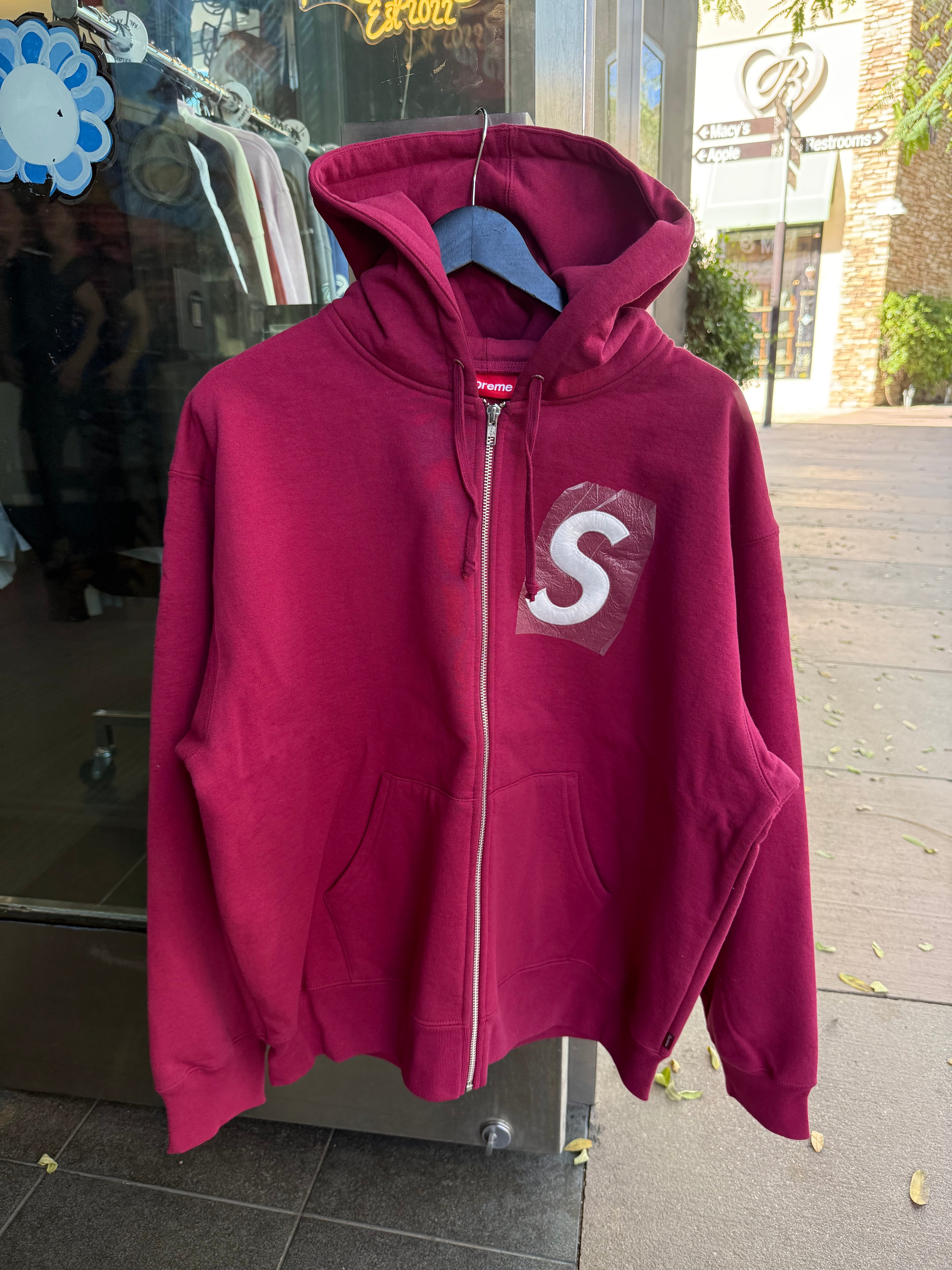Supreme S logo zip up