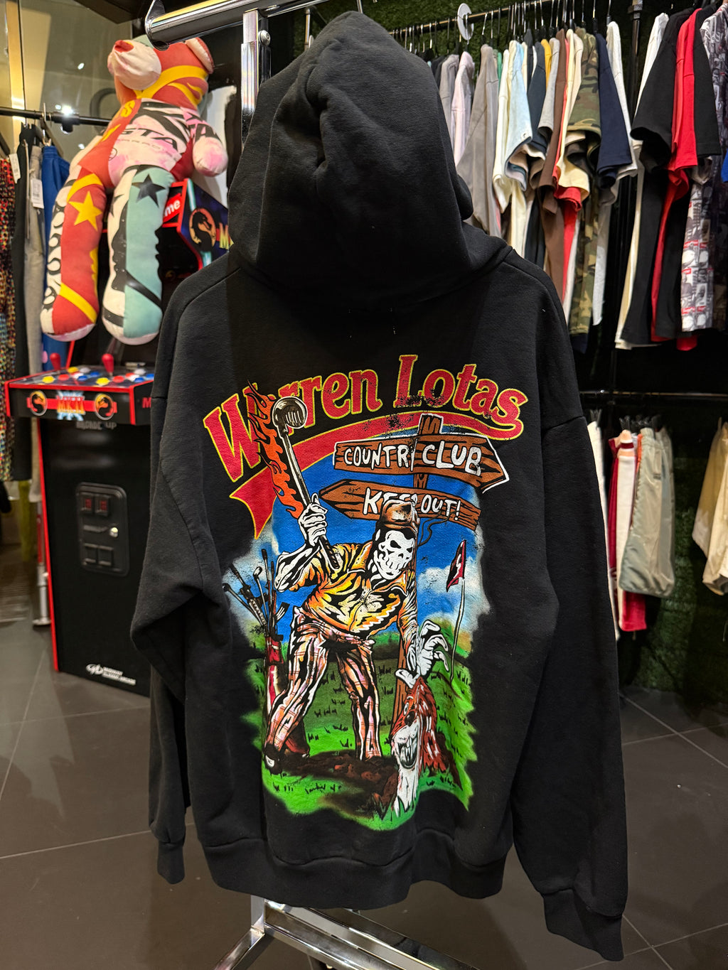 Warren lotus pull over