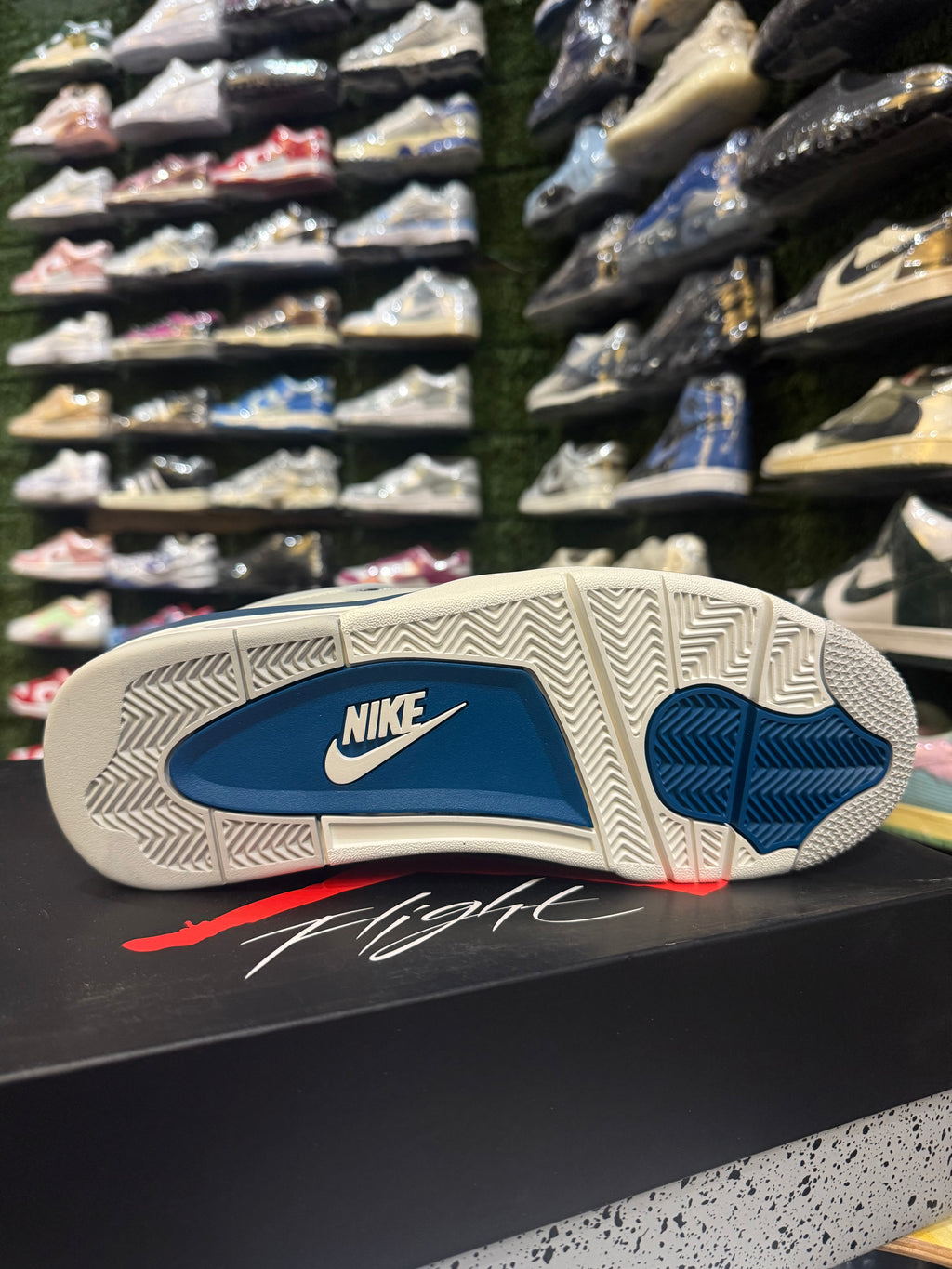 Jordan 4 military blue