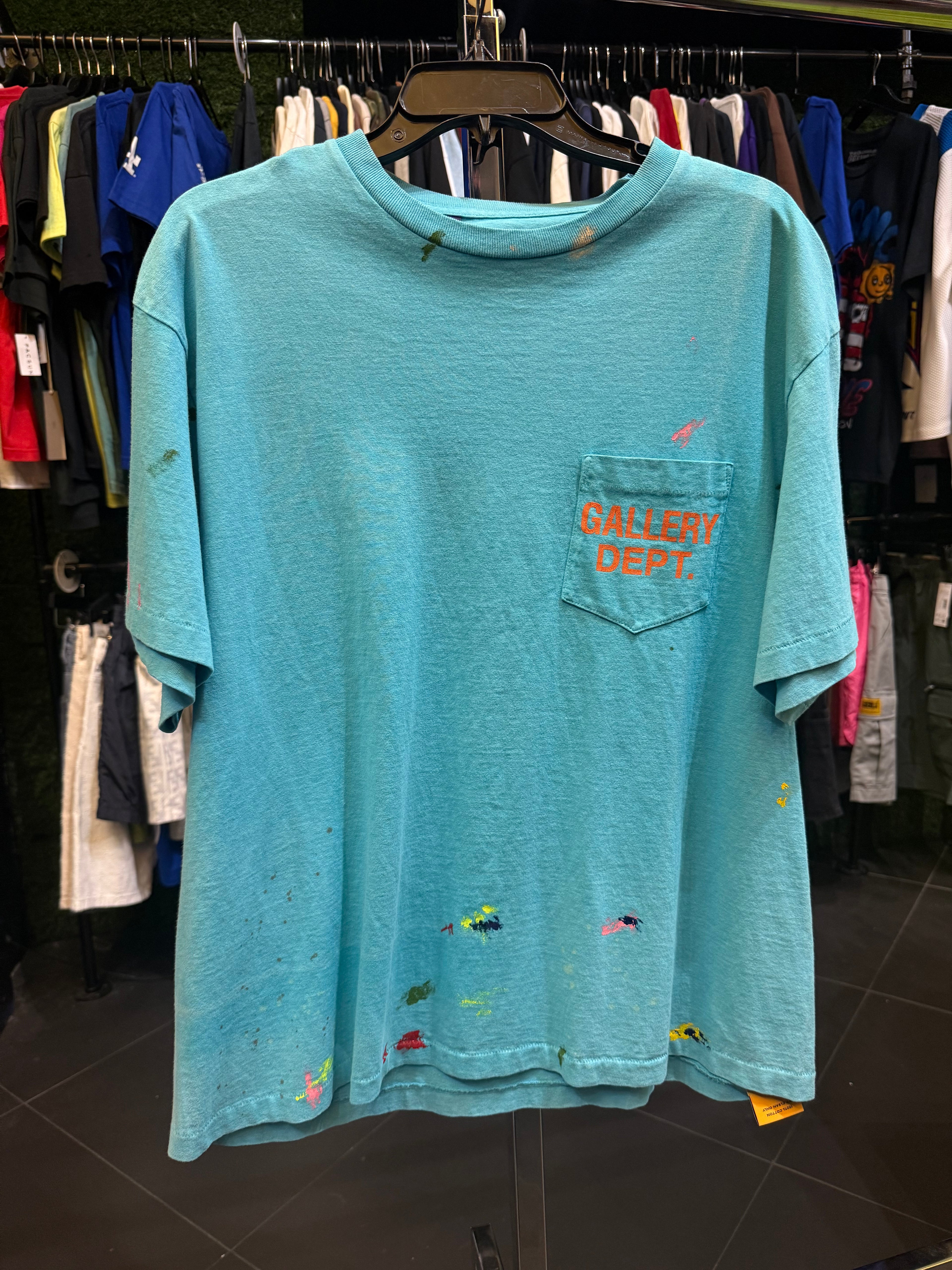 Gallery dept paint platter tee