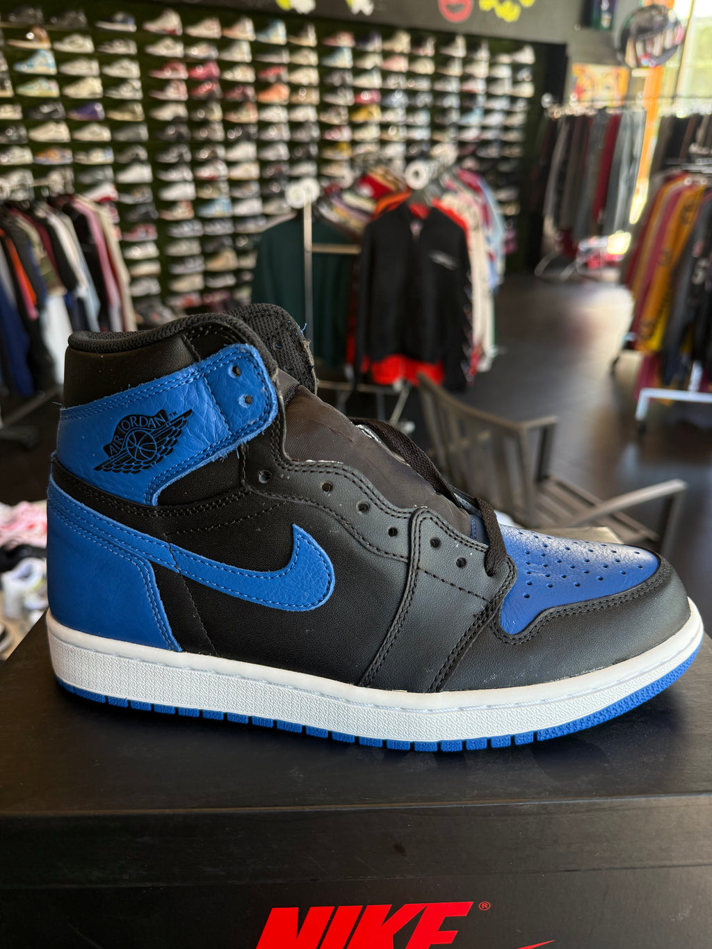 Jordan 1 royal