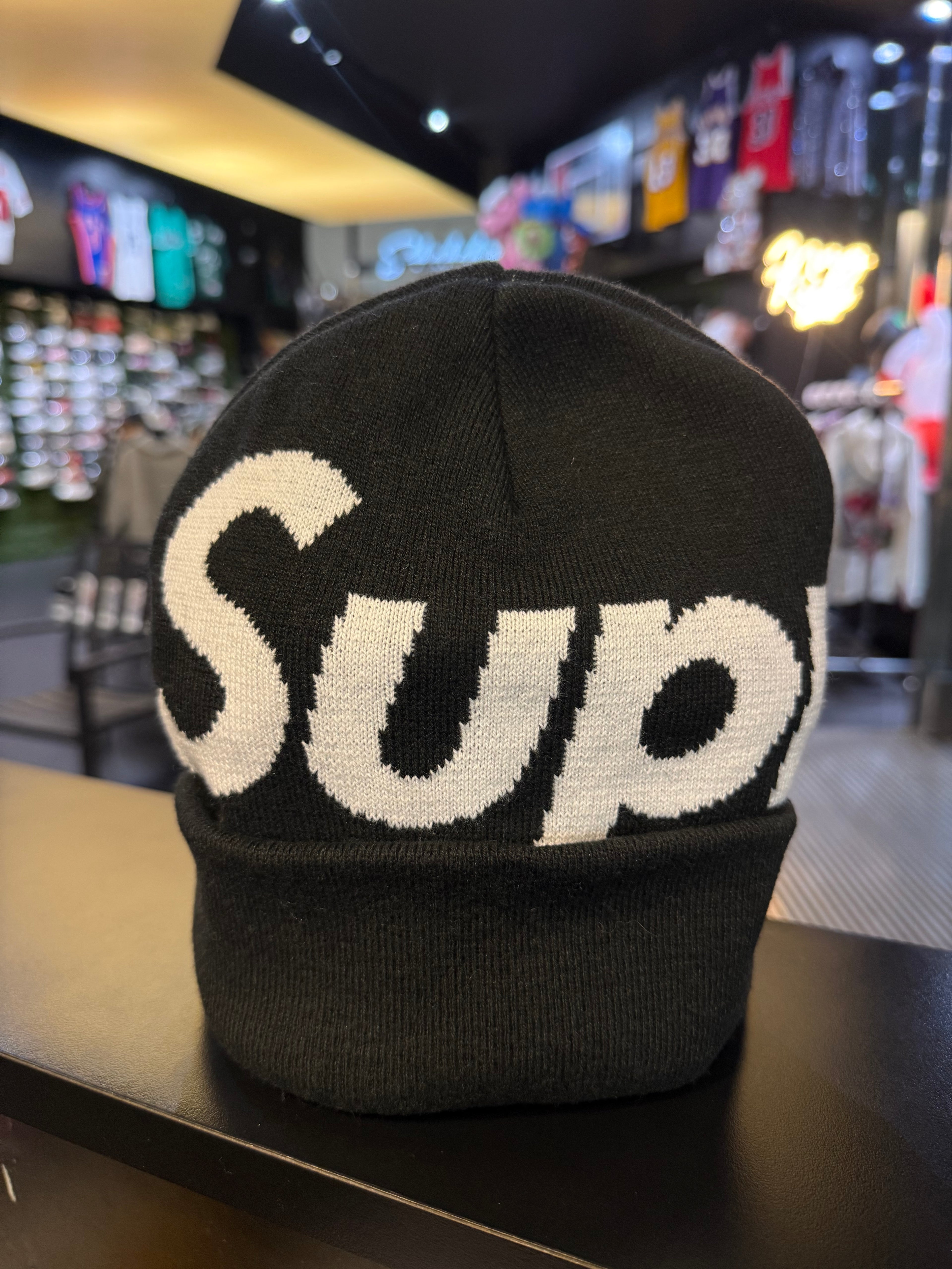 Supreme big logo beanie