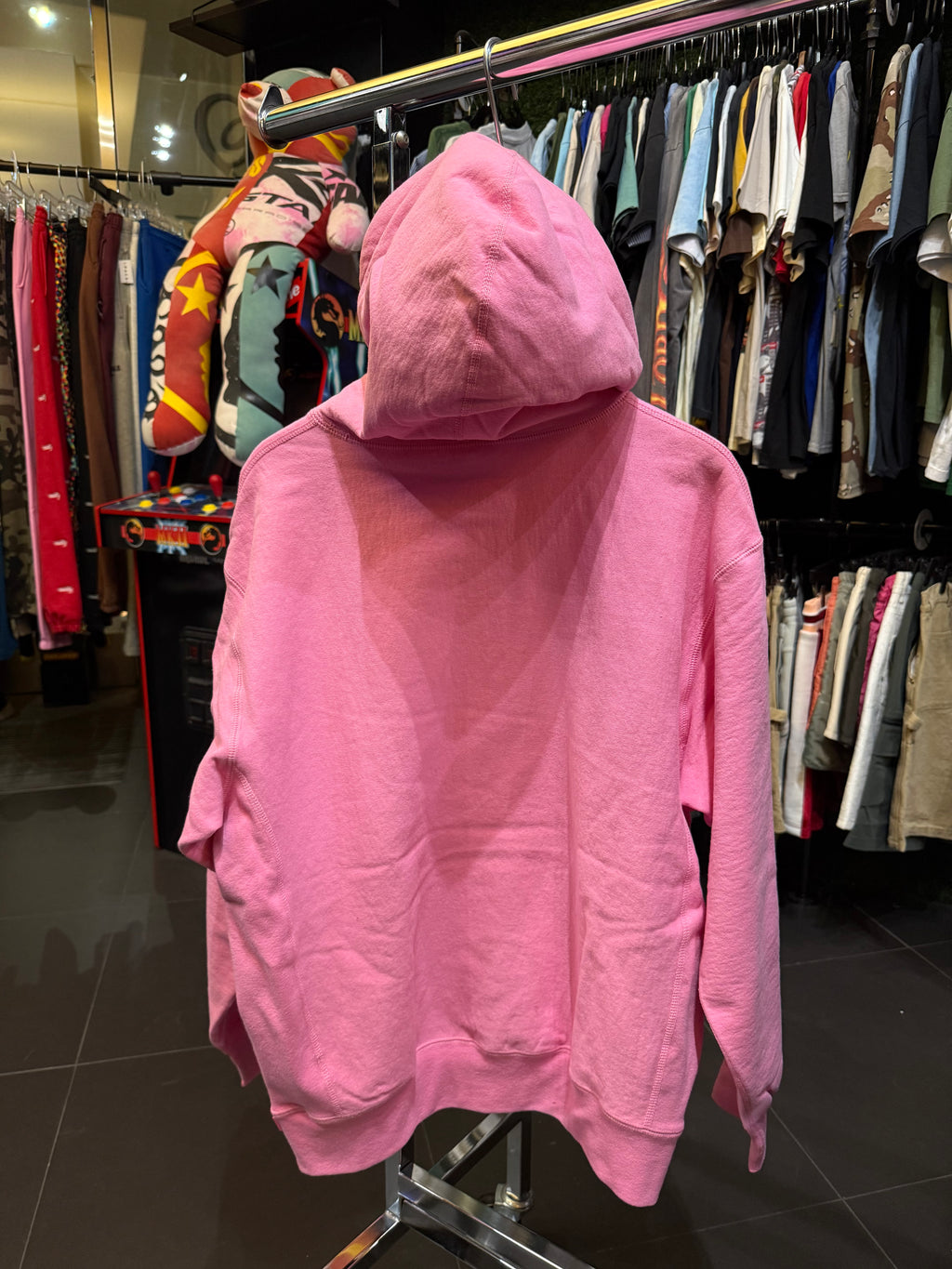 Supreme pink box logo pull over