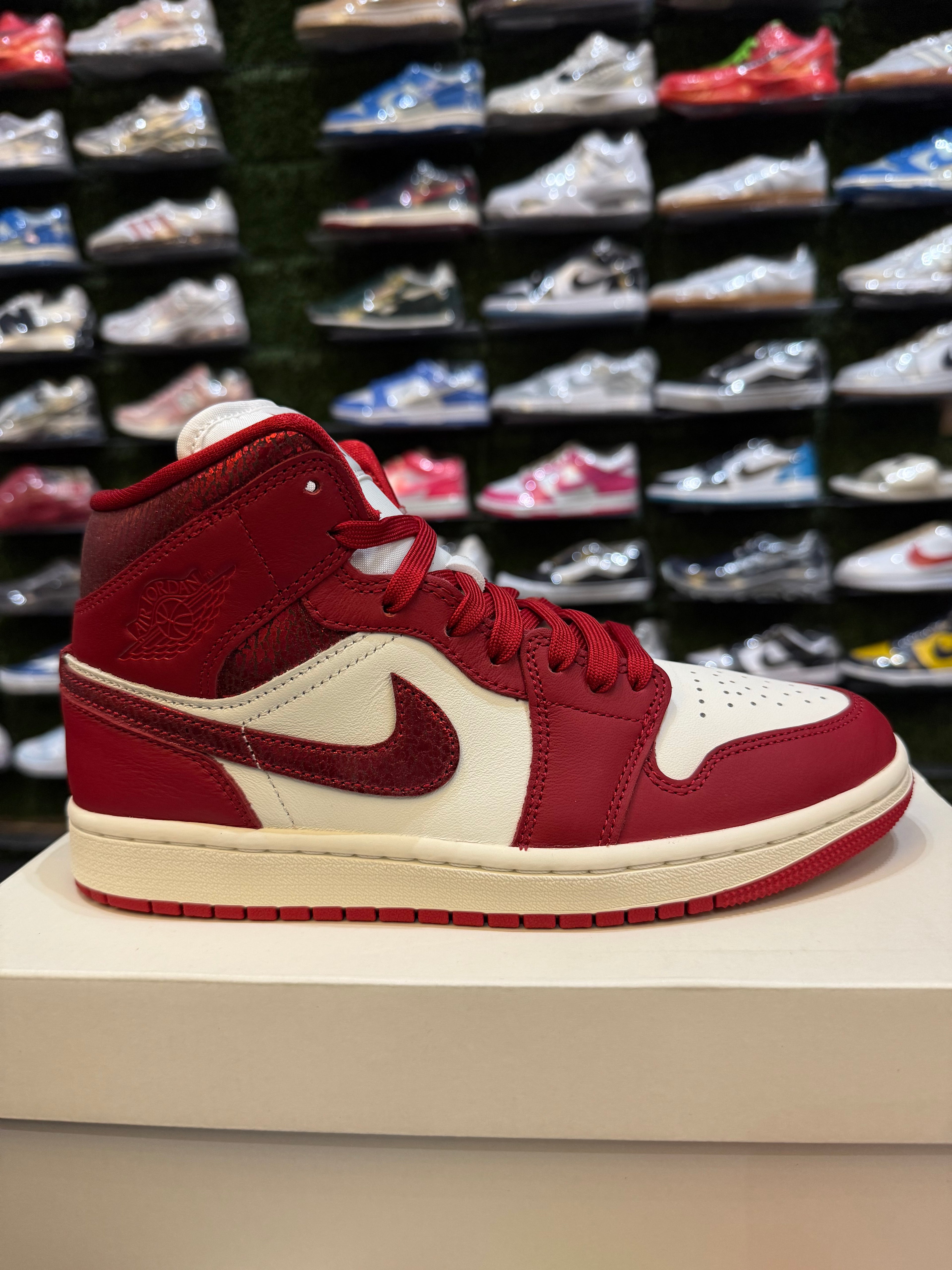 Jordan 1 cracked