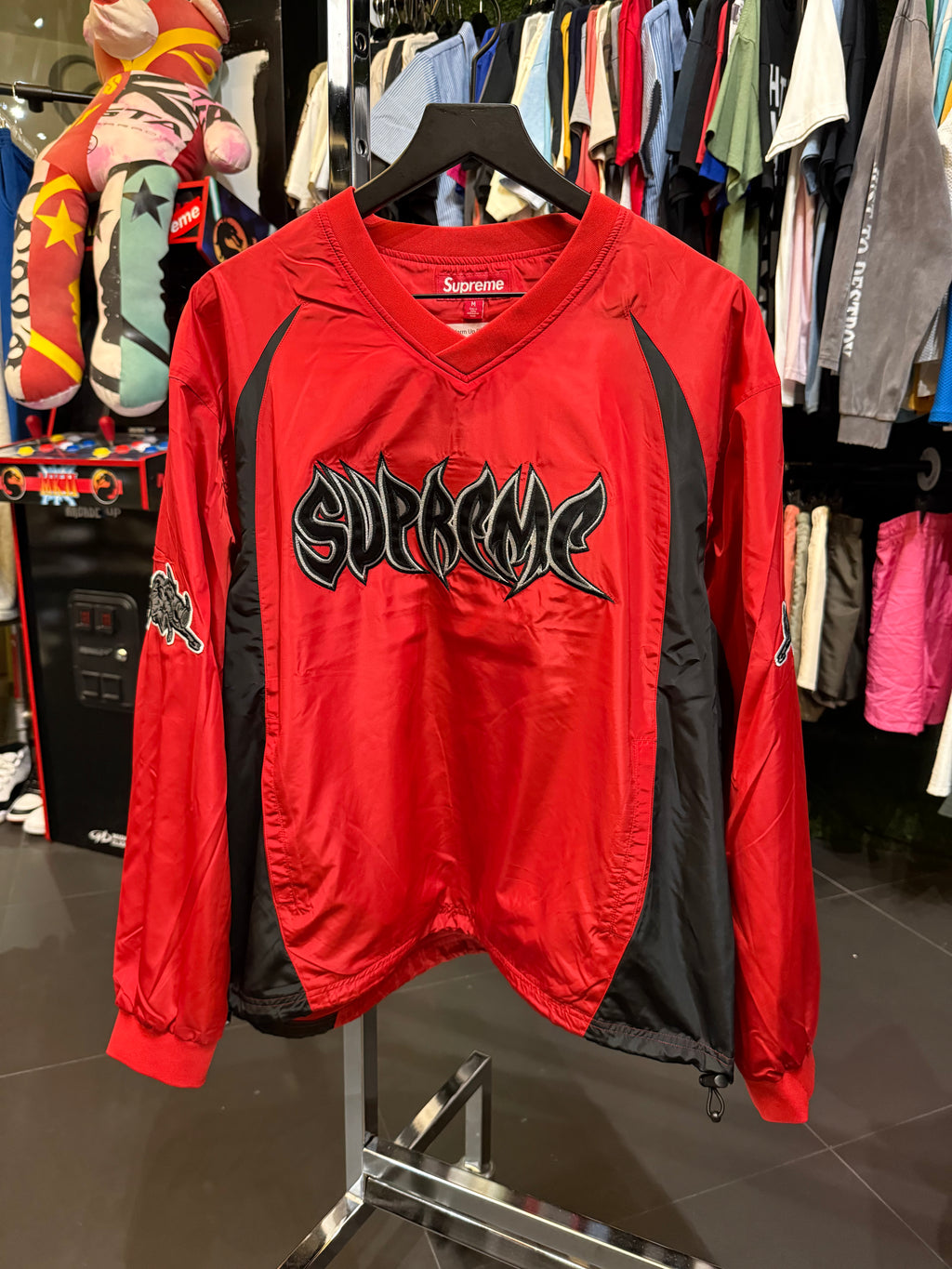 Supreme warm up jacket