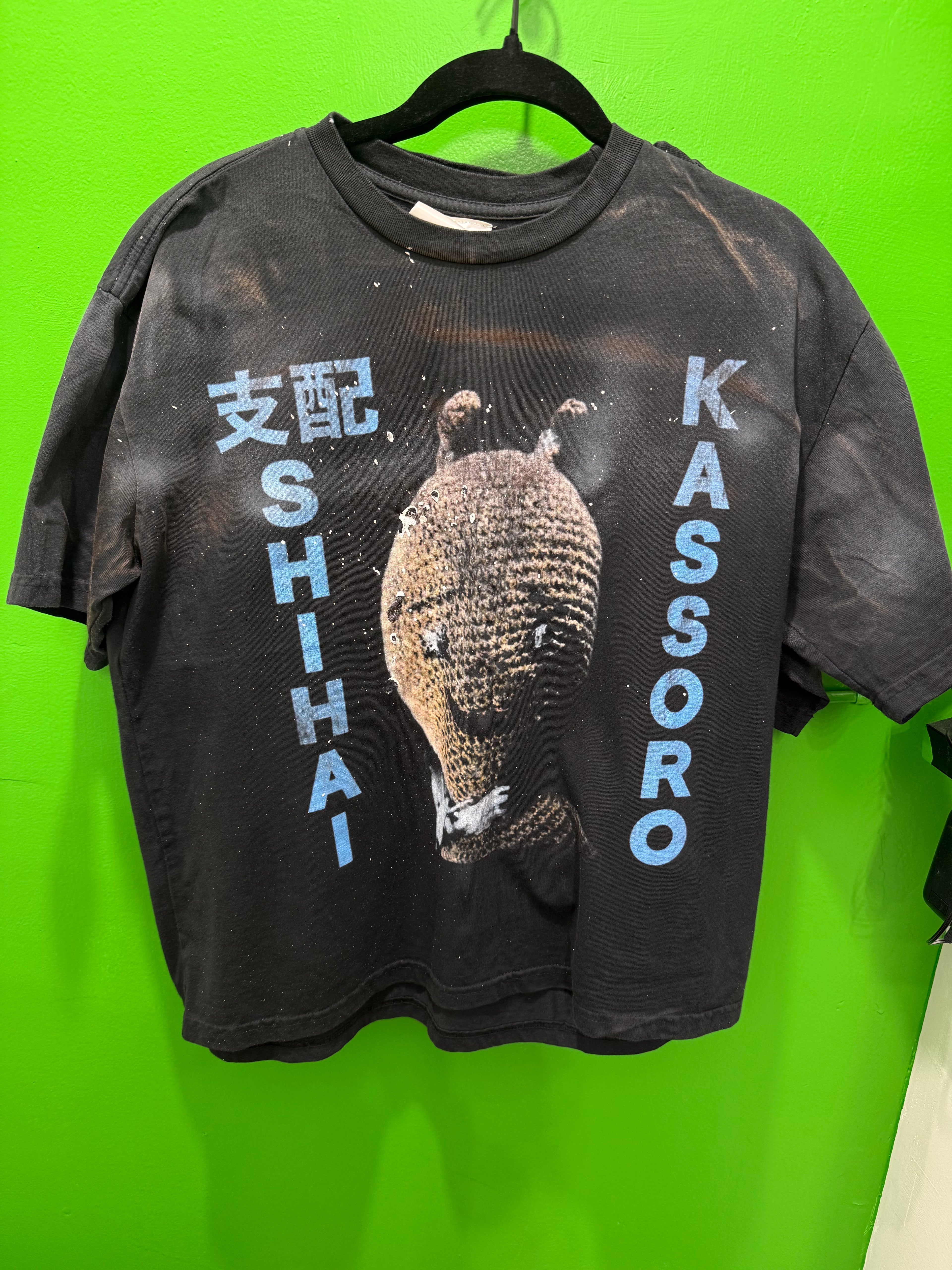 Shihai Kassoro armadillo Tee