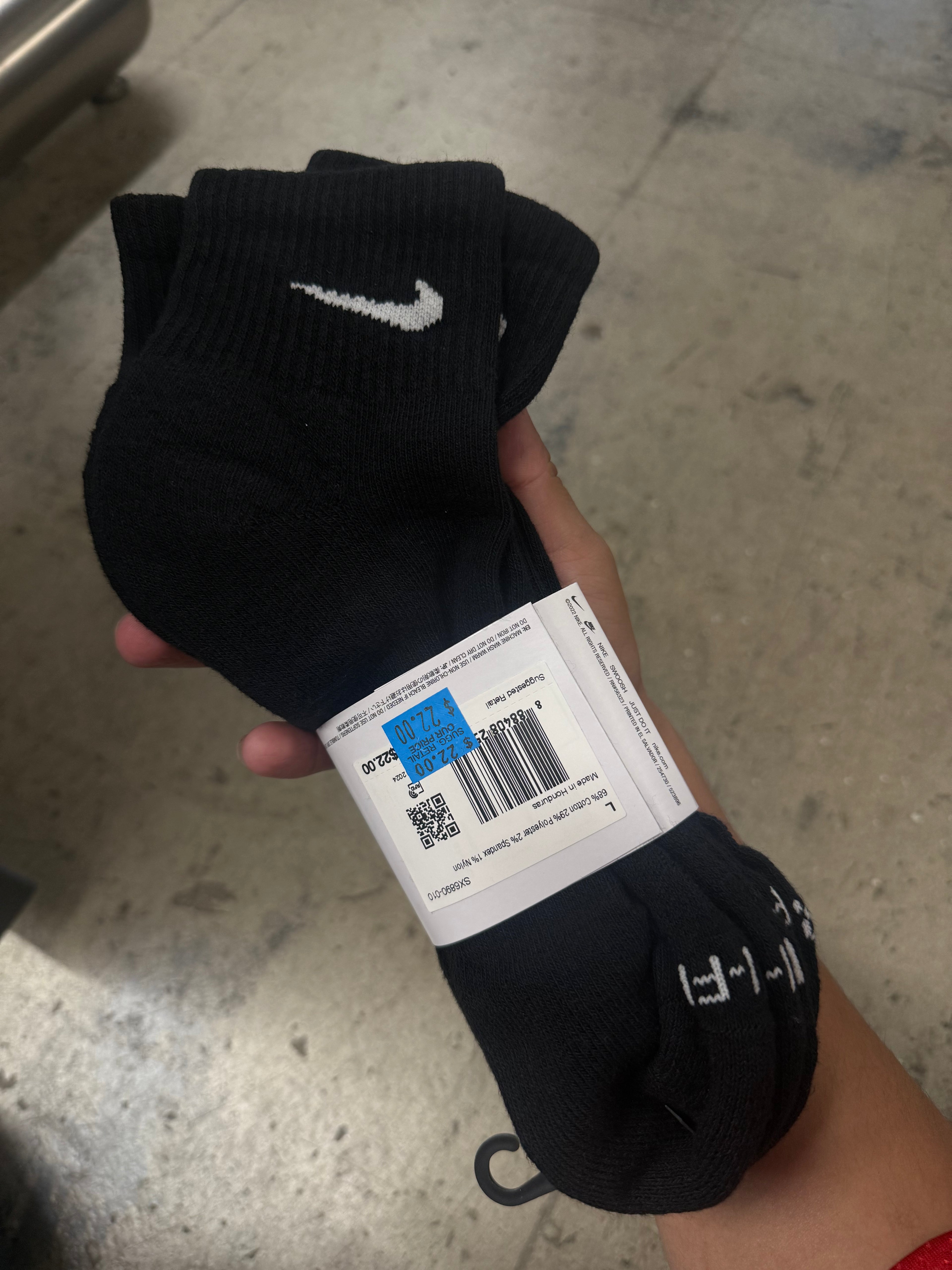 Nike socks black mid