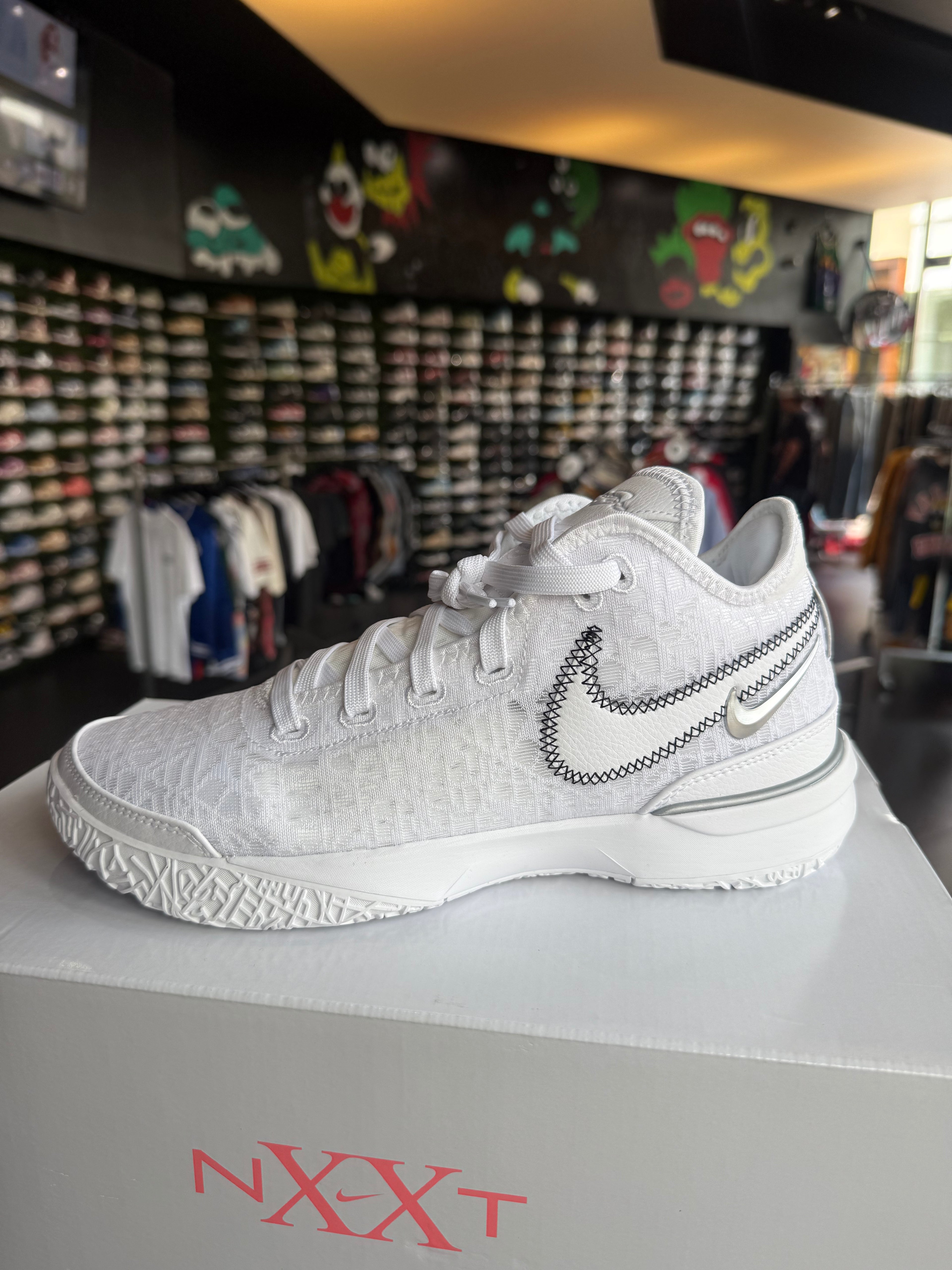 Nike zoom metallic silver