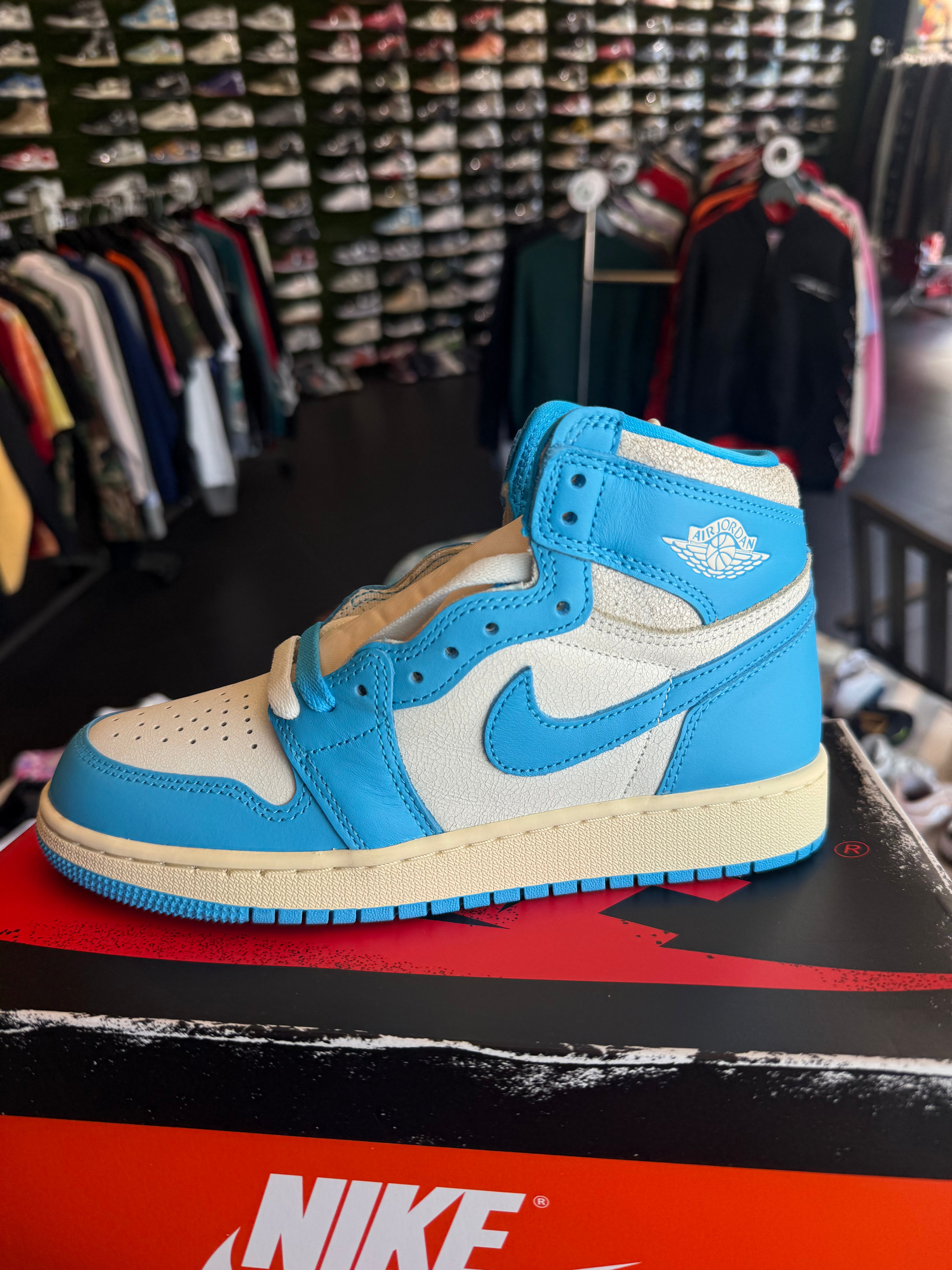 Jordan 1 reimagine Unc