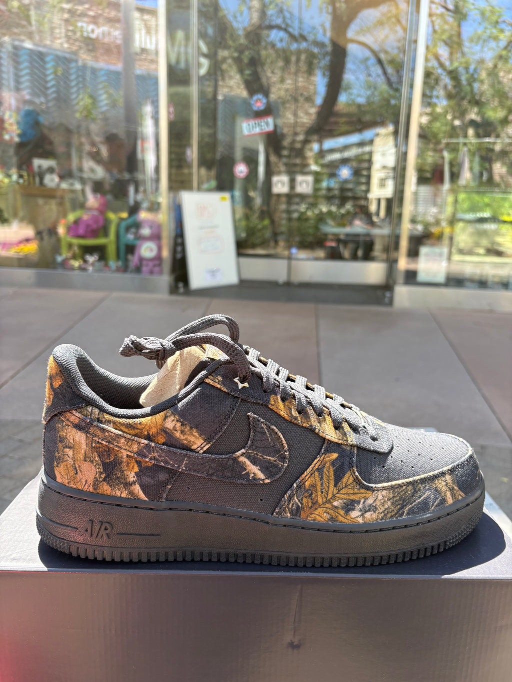 Af1 real tree