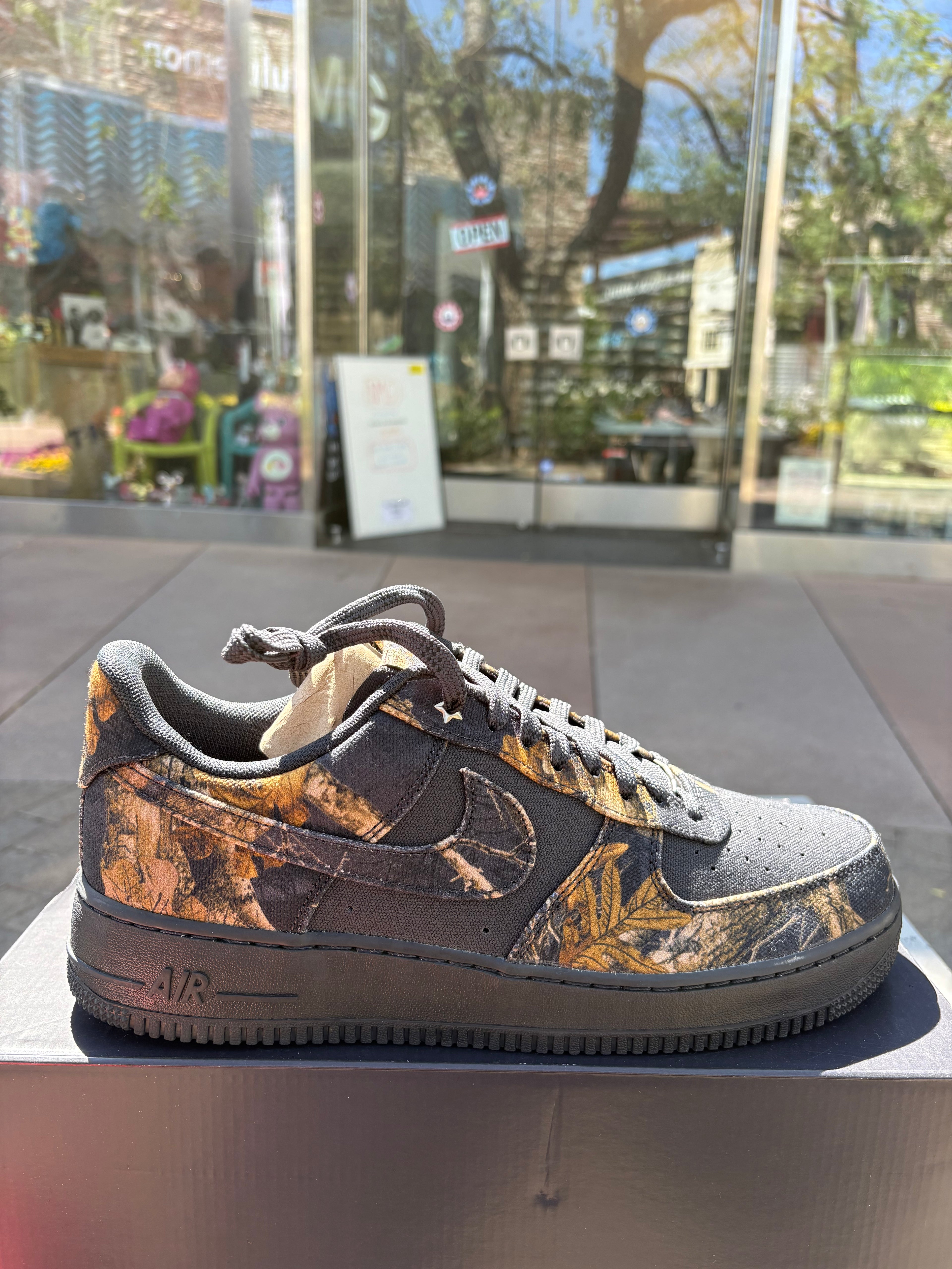 Af1 real tree